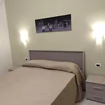 Bed & Breakfast Santo's House 3*