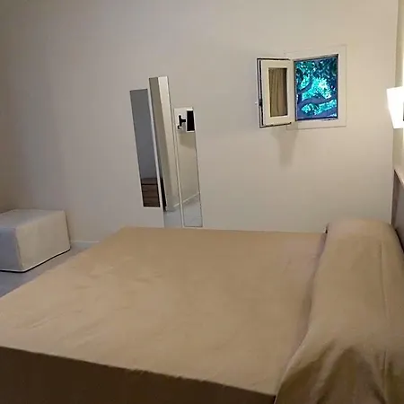 Bed & Breakfast Santo's House