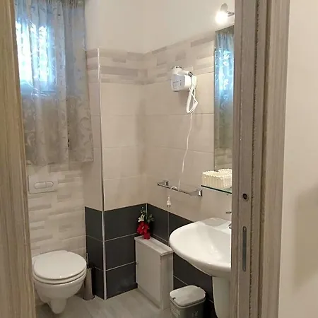 Santo's House Bed & Breakfast 3*