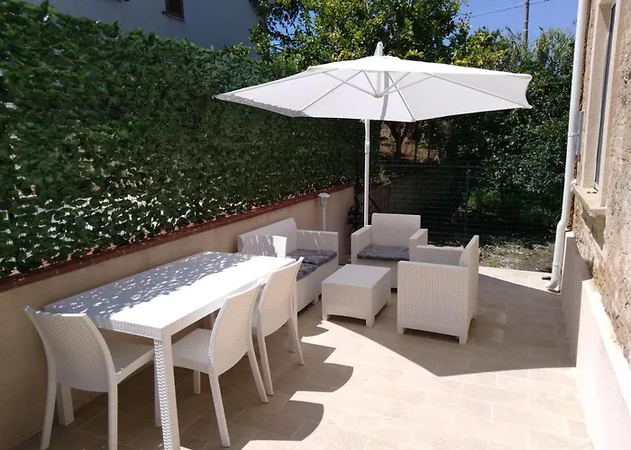 Santo's House 住宿加早餐酒店 维博瓦伦蒂亚码头