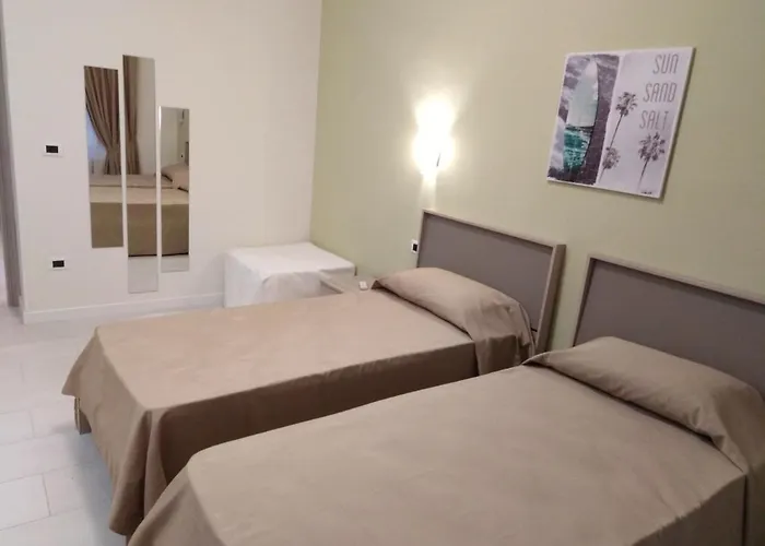 住宿加早餐酒店 Santo's House 维博瓦伦蒂亚码头