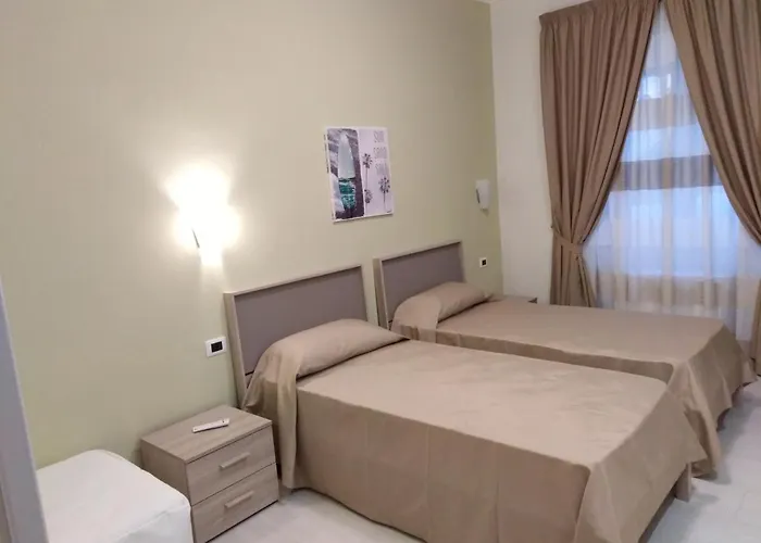 住宿加早餐酒店 Santo's House 维博瓦伦蒂亚码头