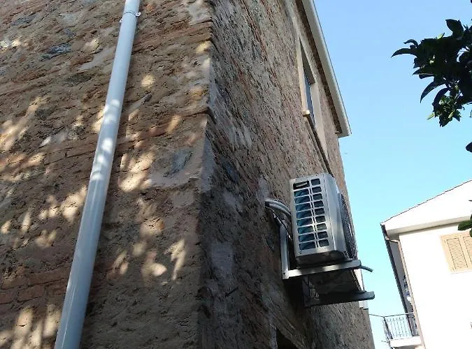 Santo's House 住宿加早餐酒店 维博瓦伦蒂亚码头